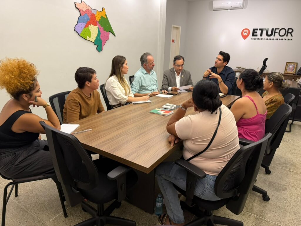 A reunião ocorreu na manhã desta sexta-feira ().